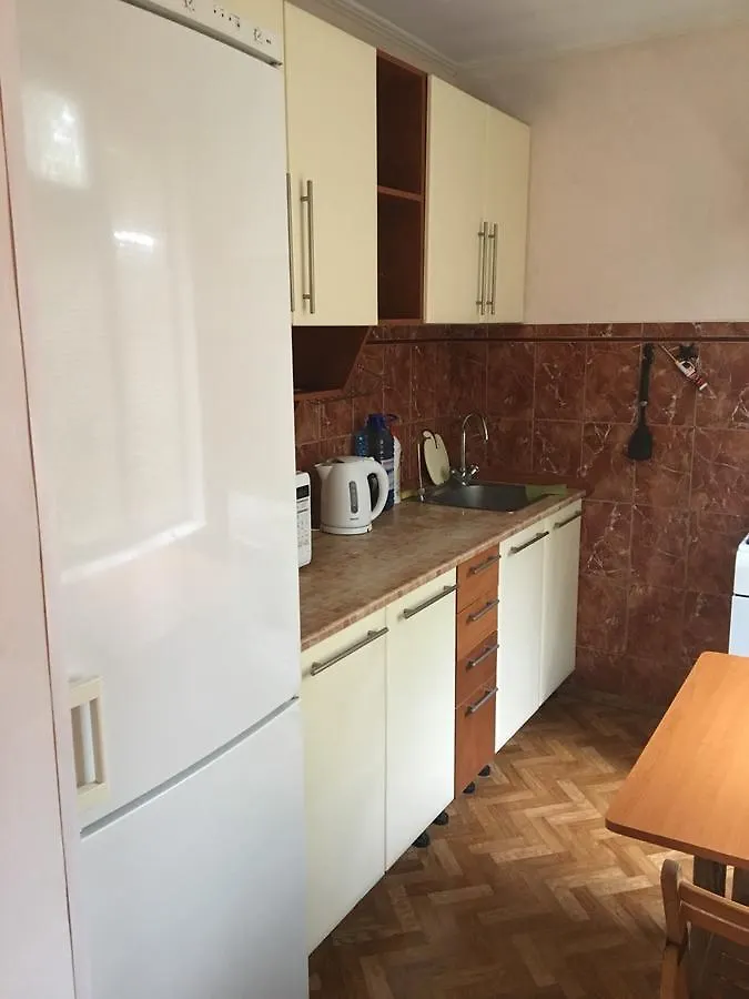 Kvartira Posutochno Vozle Metro Levoberezhnaya Kyiv Apartment